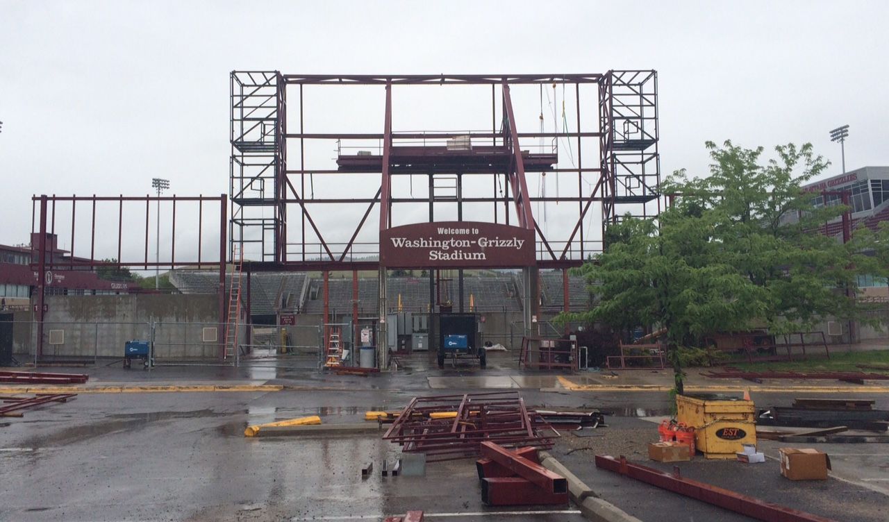 GrizVision scoreboard construction